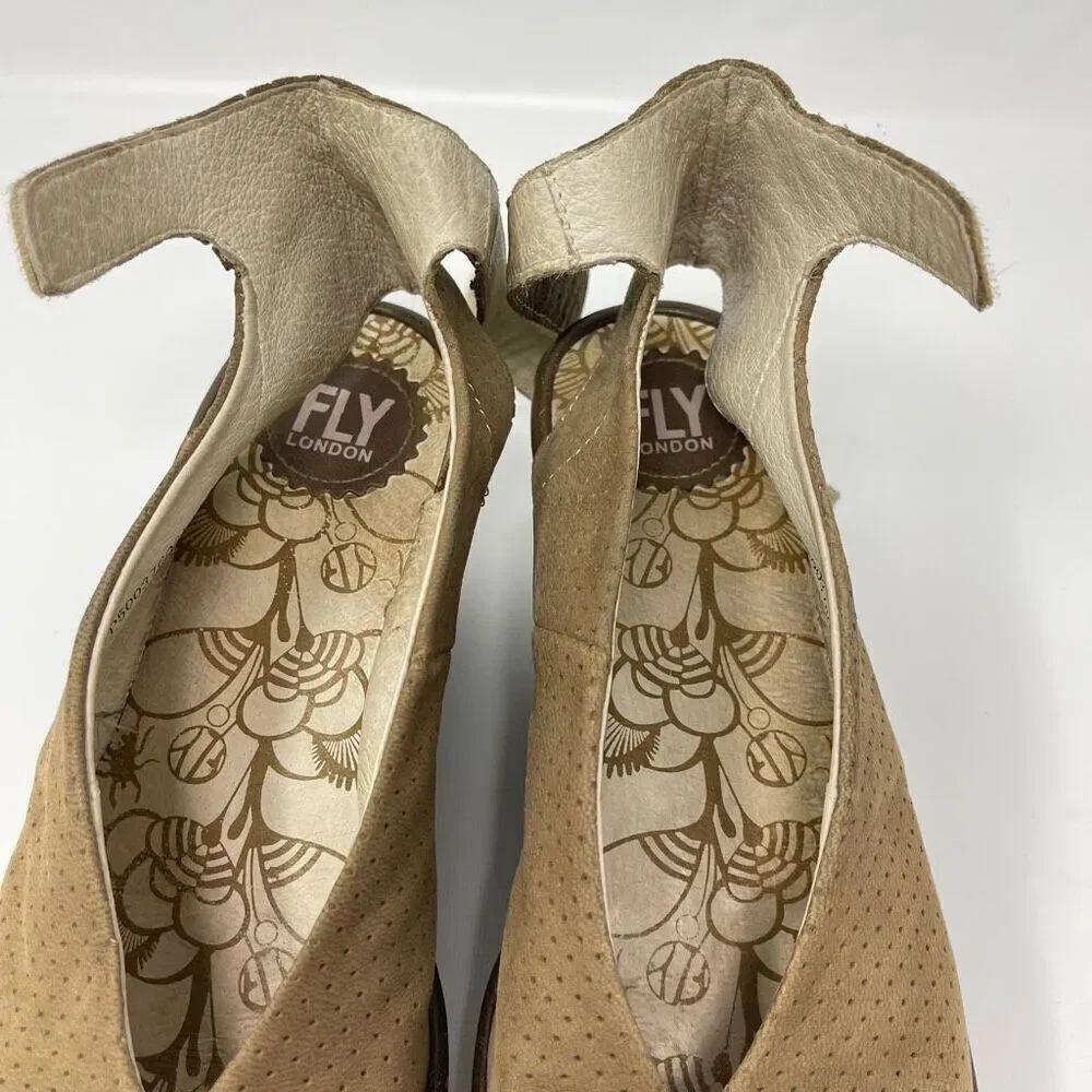 Fly London Yala Perforated Wedge Sandal Beige Women’s Size Us 9 EU 40 - Picture 5 of 11